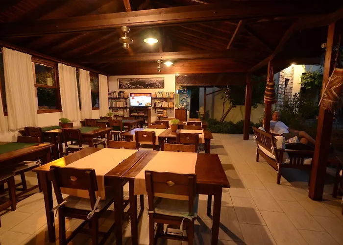 Ξενοδοχείο με διαμερίσματα Olive Garden Göcek