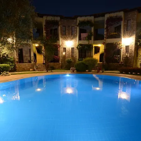 Apartmanhotel Olive Garden 3*